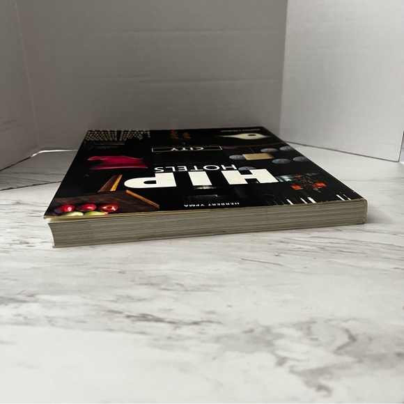 Hip Hotels City New Edition Thames & Hudson Coffee Table - Picture 4 of 10